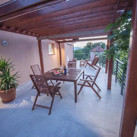 Διαμέρισμα Apartman Marina